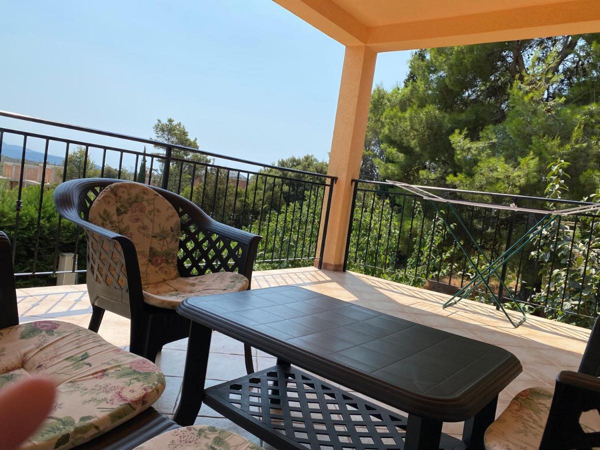 Apartments Villa Viktoria Tivat Exteriör bild