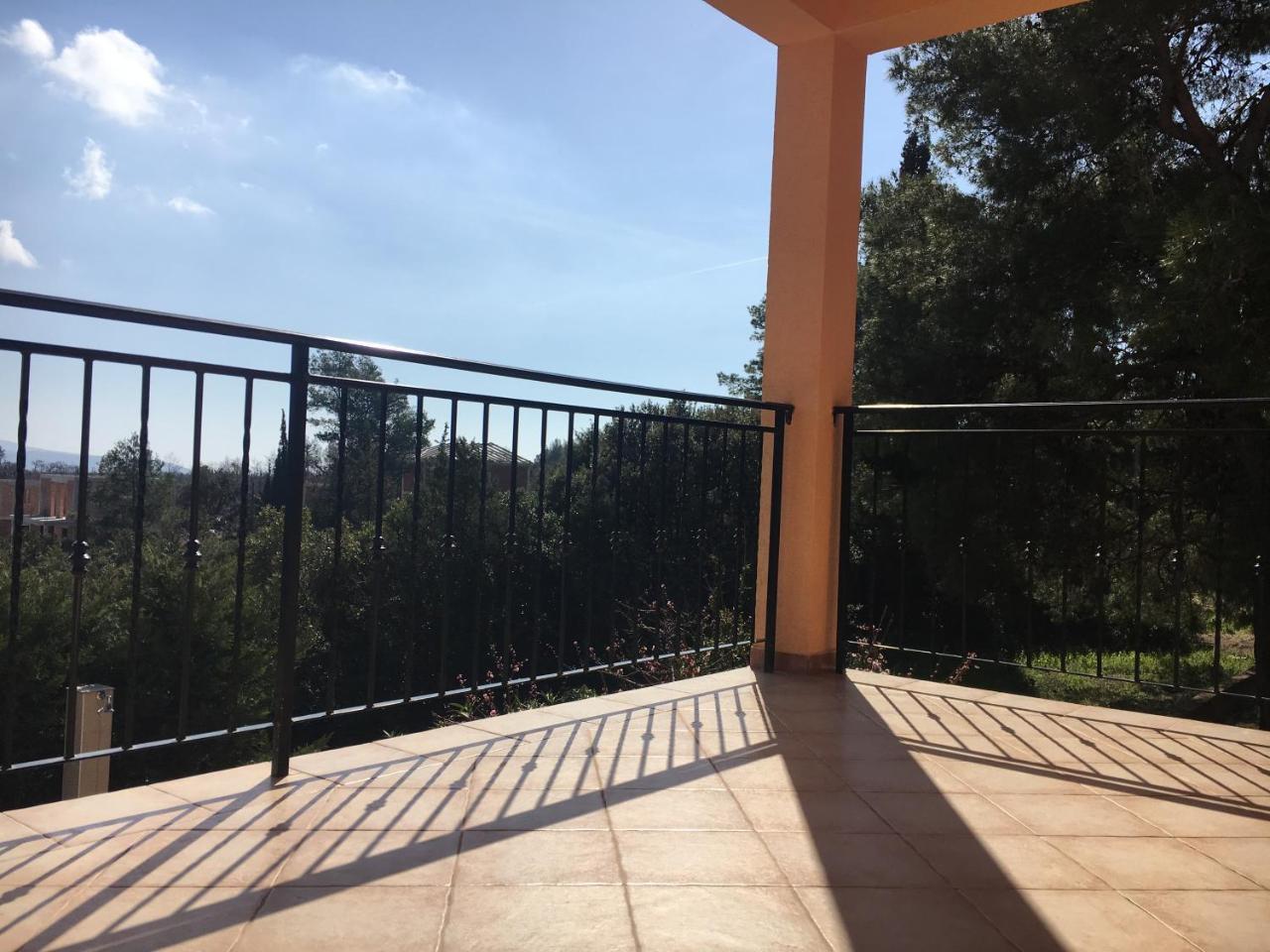 Apartments Villa Viktoria Tivat Exteriör bild